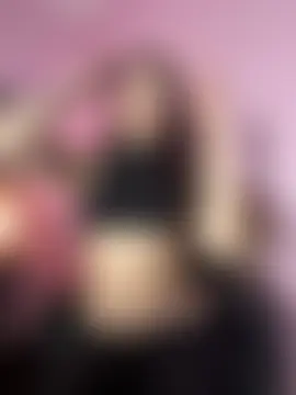 DAKOTA_SAKURA Adlı Modelin Canlı Sohbet Odası