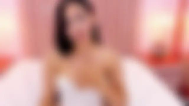 Zoe_Monrow Adlı Modelin Canlı Sohbet Odası