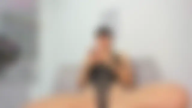 חדר צ'אט בשידור חי של velvetluna_