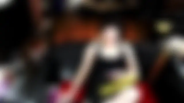 Imperatriza Adlı Modelin Canlı Sohbet Odası