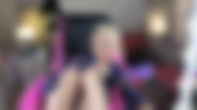 RoxalanaStar: δωμάτιο απευθείας συνομιλίας
