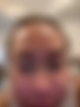 חדר צ'אט בשידור חי של Ponthip