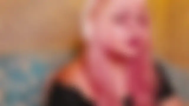 Satyn_doll – Naživo chatovacia miestnosť
