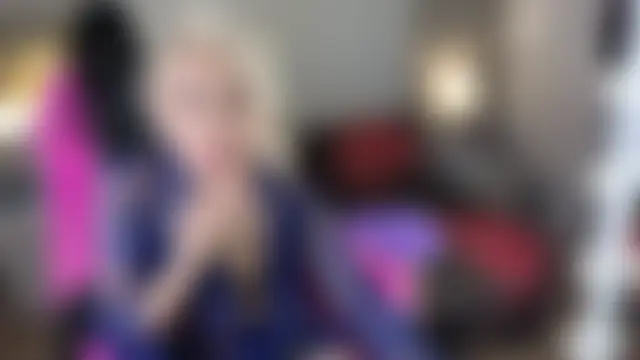 RoxalanaStar – Naživo chatovacia miestnosť