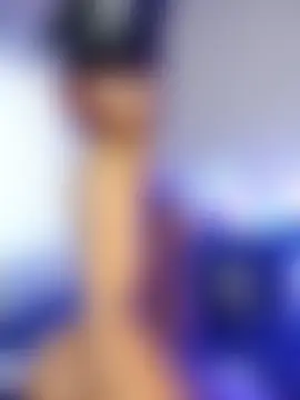 Eve_Scarlet – Naživo chatovacia miestnosť
