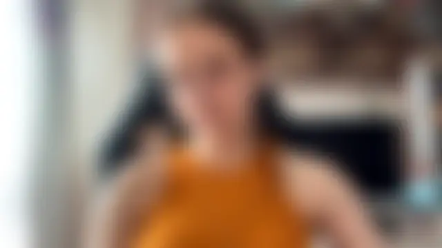 TaIliedGuest – Naživo chatovacia miestnosť