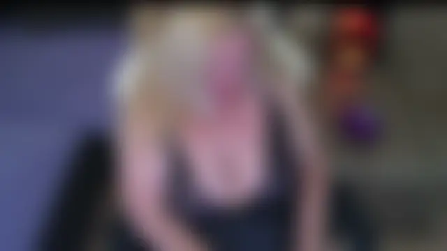 MolligSpielle's Live XXX Chat