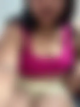 Curvy_Anaya 现场聊天室