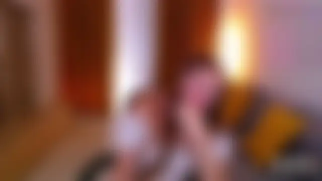 mia_bloomy – Naživo chatovacia miestnosť