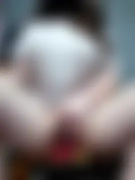 Ziny_Ziny élő chatszobája