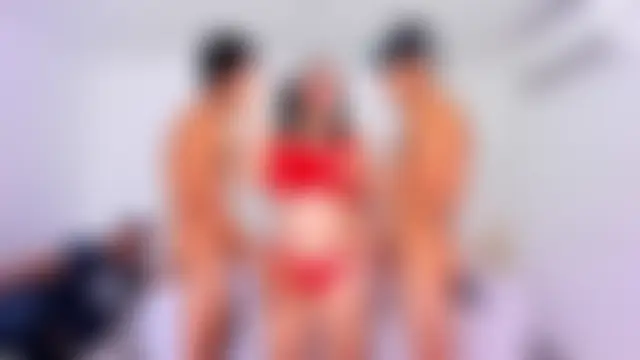 brutal_sex_room2k élő chatszobája