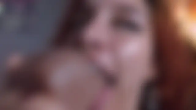 חדר צ'אט בשידור חי של bri_von_dhara__