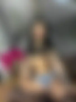 AnnastasiaJune 现场聊天室