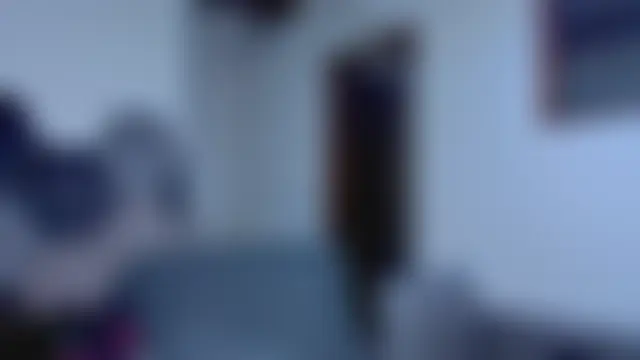 MikaelaStone Adlı Modelin Canlı Sohbet Odası