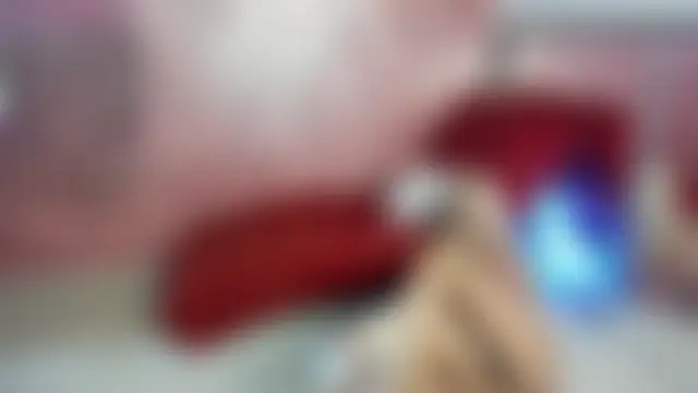 LesyaTouch élő chatszobája