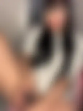 Jade-Naughty Chat Room in diretta