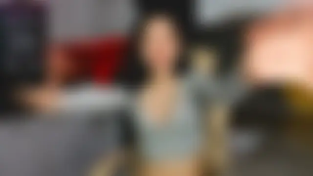 ShaiyaMinn3 Adlı Modelin Canlı XXX Sohbeti