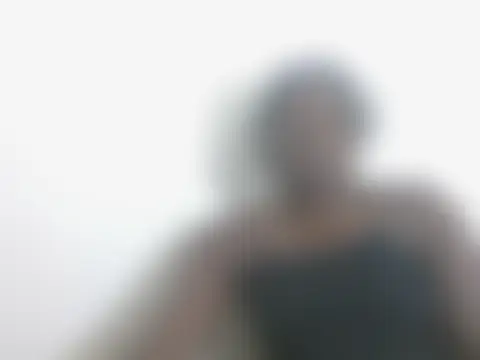 PrettyEve লাইভ চ্যাট রুম