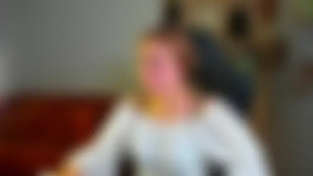 Chat XXX en directo de EllaBells