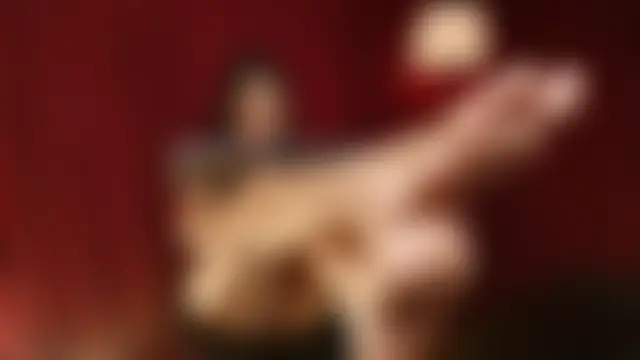 Sharlotte__1 élő chatszobája
