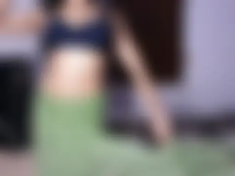 חדר צ'אט בשידור חי של GOLDN_GIRL_