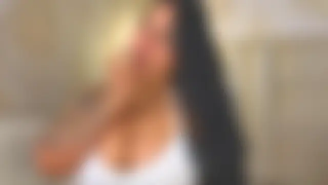 EmilyQueen3x Chat Room in diretta