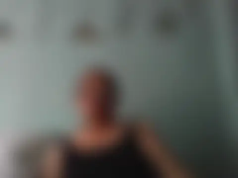 חדר צ'אט בשידור חי של momshe2026