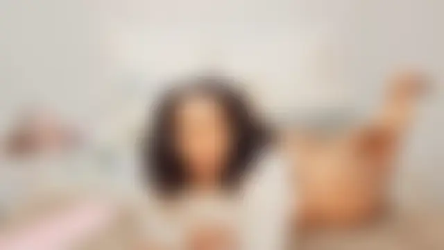 غرفة دردشة GiantBootyMilf المباشرة