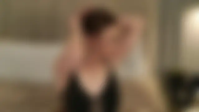 AnneSand Adlı Modelin Canlı XXX Sohbeti