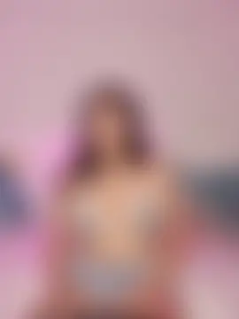 Kymitzuki's Live Webcam Chat