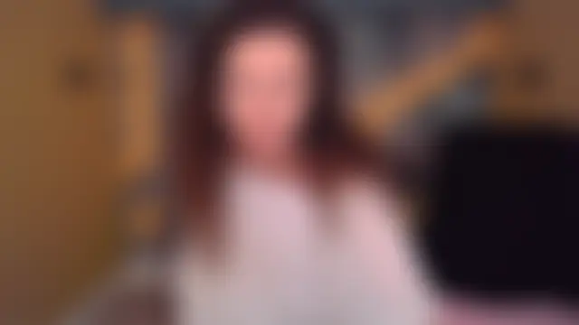 غرفة دردشة EllaLong المباشرة