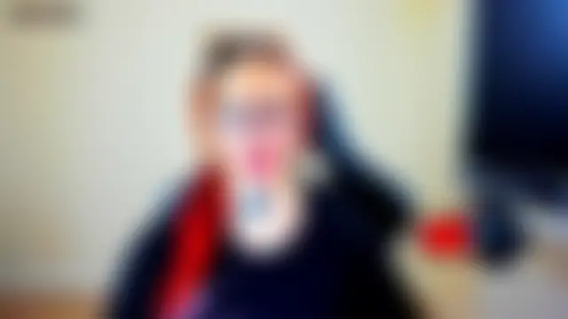 Živá chatovací místnost your_tora