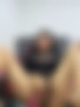 Rosa_25x's Live Webcam Chat
