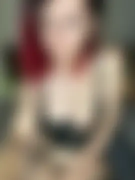 غرفة دردشة AuroraAllure_27 المباشرة