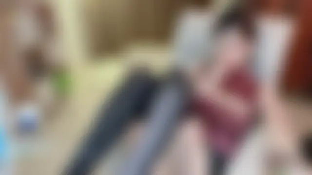 Vaidurya-Yolo's Live XXX Chat
