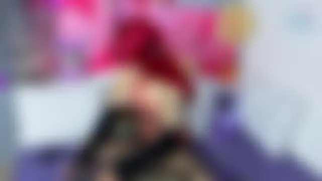emma_wilder_'s Live XXX Chat