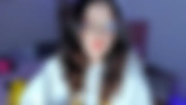 غرفة دردشة OphelianaRose33 المباشرة