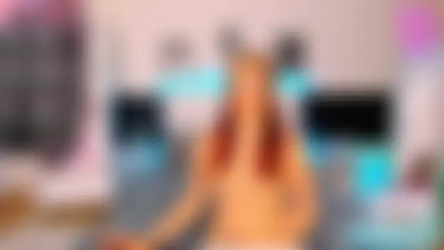 חדר צ'אט בשידור חי של KiraNeeww