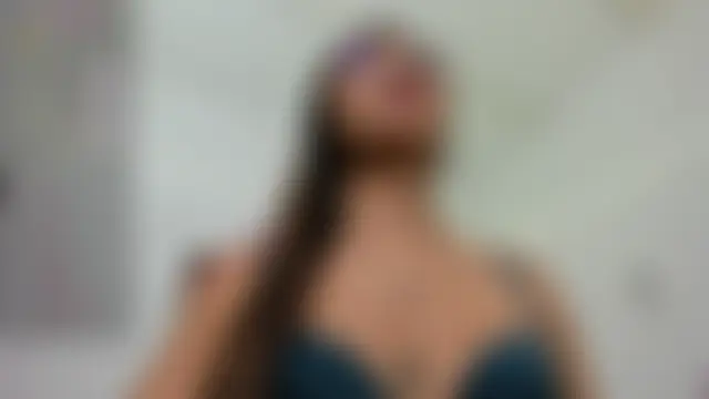 חדר צ'אט בשידור חי של Sweet_Coral_
