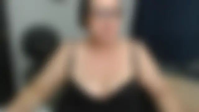 latinalili9 Adlı Modelin Canlı Sohbet Odası