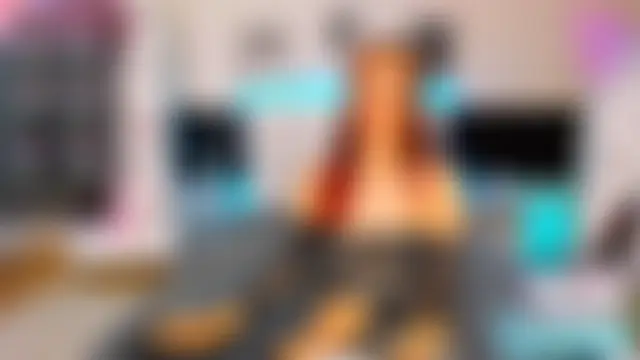 Sala de chat ao vivo de KiraNeeww