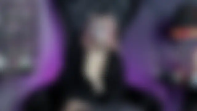 Navier__ élő chatszobája