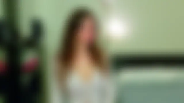 MeganGaleHorny's Live Webcam Chat