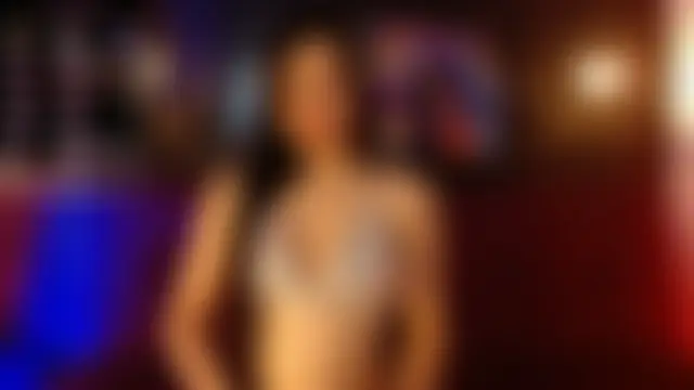 Pokój czatu na żywo – Victoria_1126