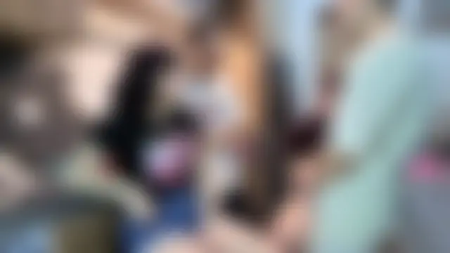 Hall_sextape: δωμάτιο απευθείας συνομιλίας