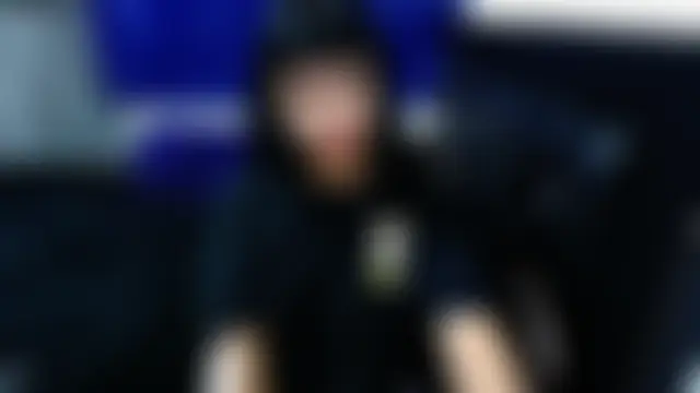charllotee_dark – Naživo chatovacia miestnosť