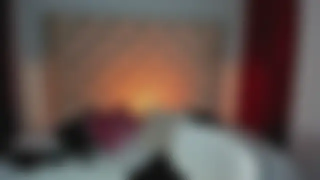 XXX chat uživo modela HollyGrey_