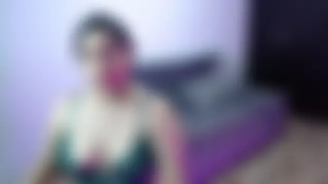 Gia_Dior Adlı Modelin Canlı XXX Sohbeti