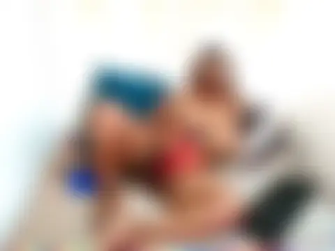 Živá chatovací místnost Ebony_Bloom69