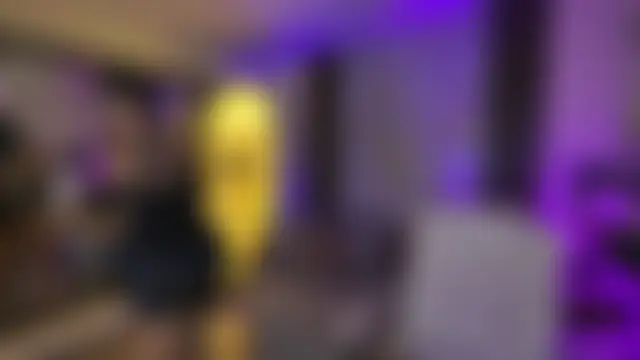 LiaWheeler élő XXX-chatje